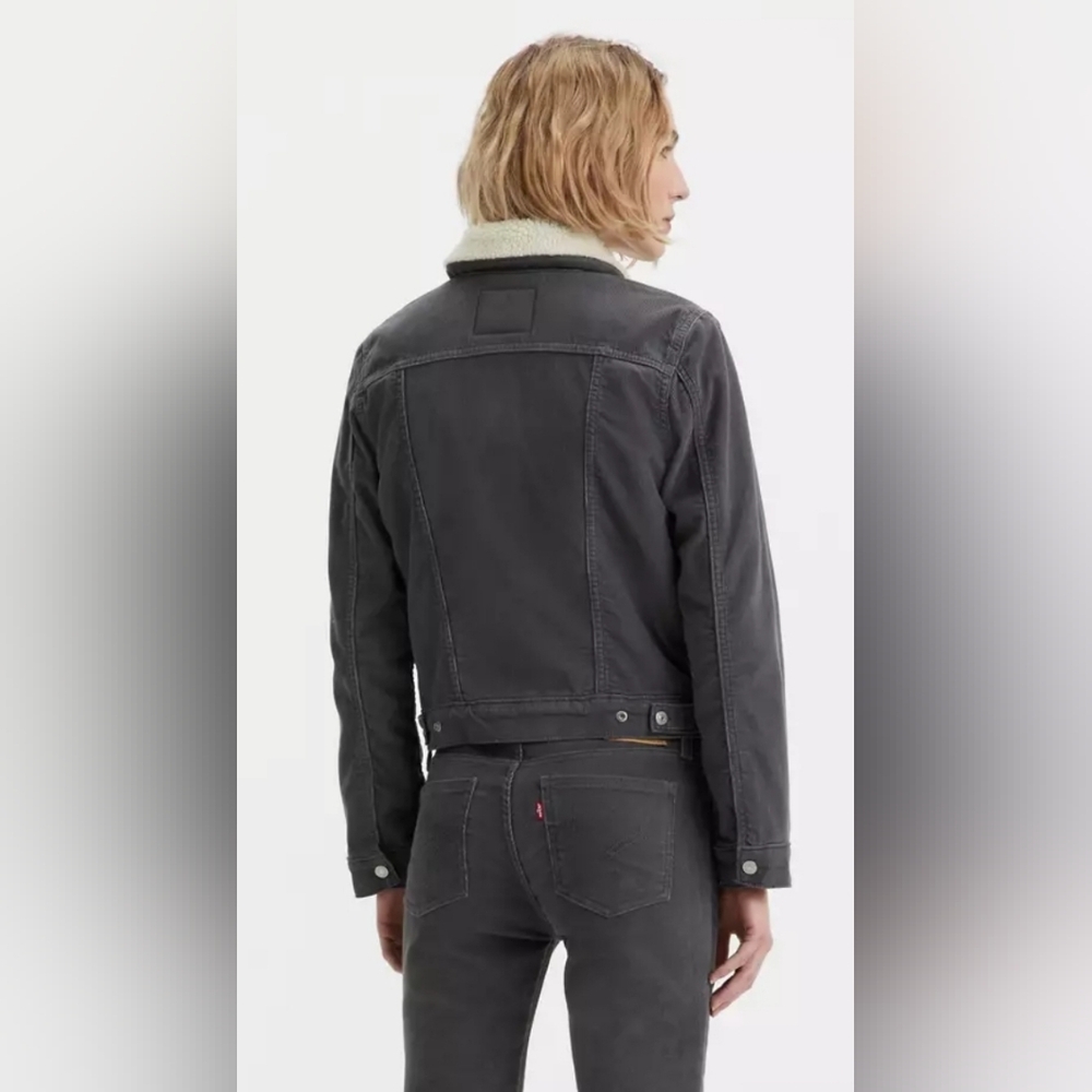 NWT Levi's Sherpa Trucker Jacket - Picture 2 of 7